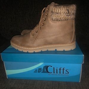 Cliffs boots